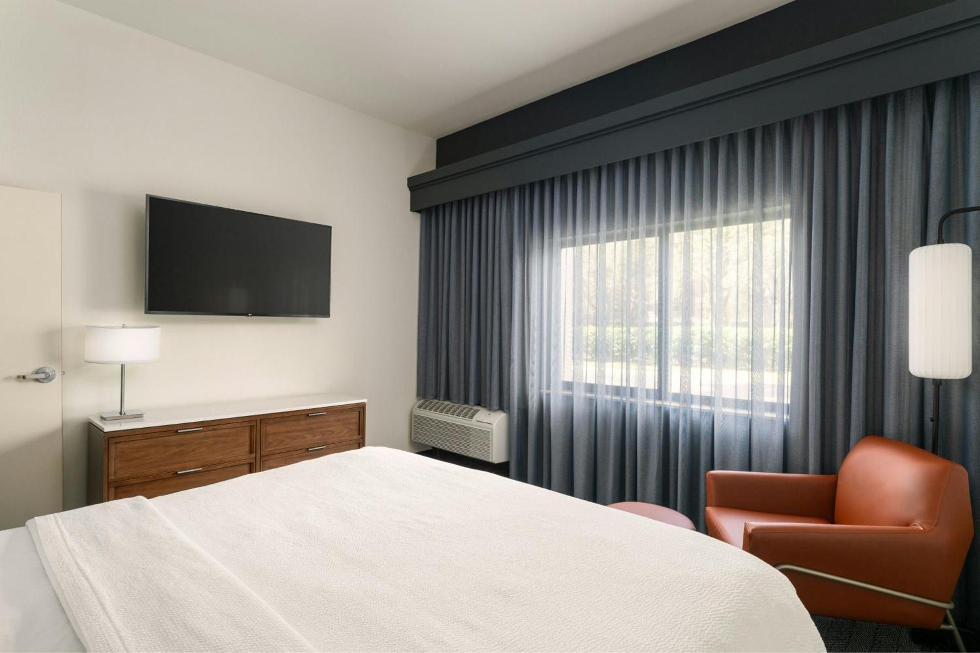 Courtyard By Marriott Gainesville Fl Exterior photo